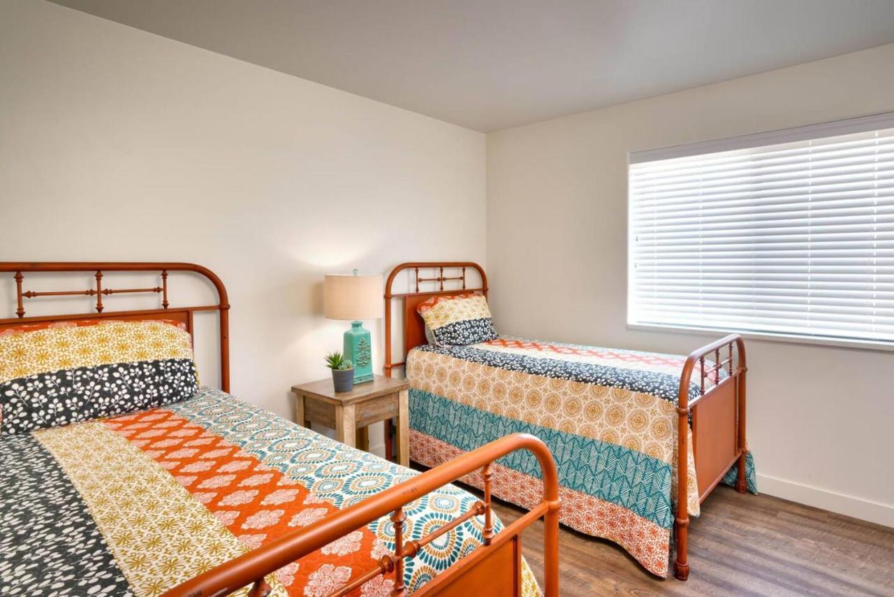 2I Top Floor Moab Redcliff Condo, Pool & Hot Tub Exterior photo